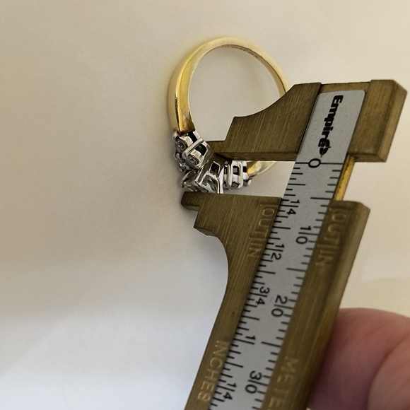 14k & Platinum Diamond Ring - Picture 11 of 14